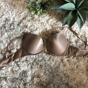 Victoria’s Secret Bombshell Plunge Push Up Bra